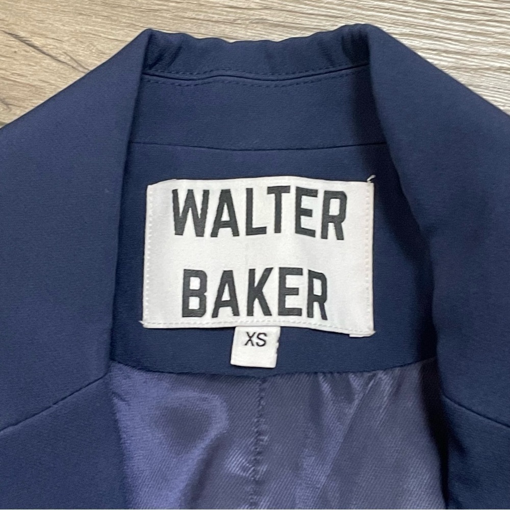 WALTER BAKER Boss Double Breasted Peak Lapel Blazer Navy Gold Buttons Blue Sz XS - Picture 9 of 10